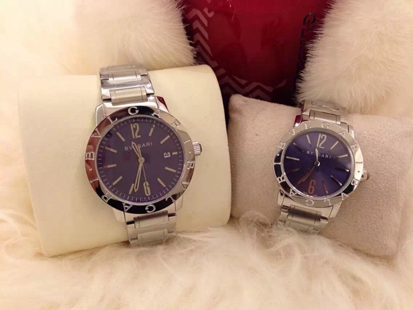 ブルガリ時計正面デザイン